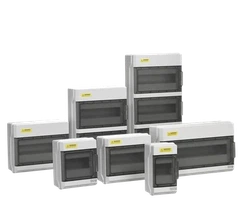 קופסאות חלוקה מפלסטיק